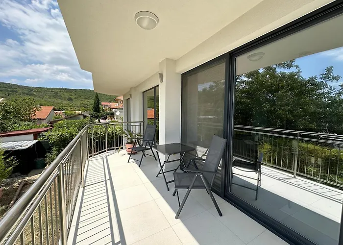 아파트 Black Sea 발치크